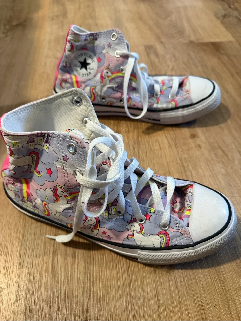 Converse Chuck Taylor High Tops Unicorn Rainbow Print | Youth 5.5 (Womens 7)